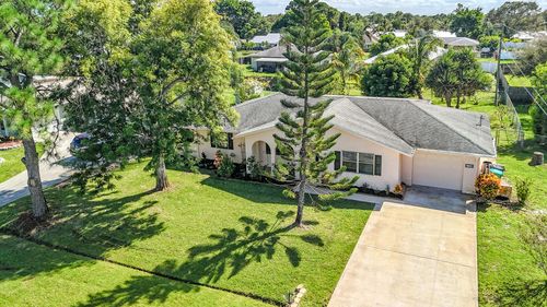 2720 Se Helms Ave, Port St Lucie, FL, 34952-7246 | Card Image