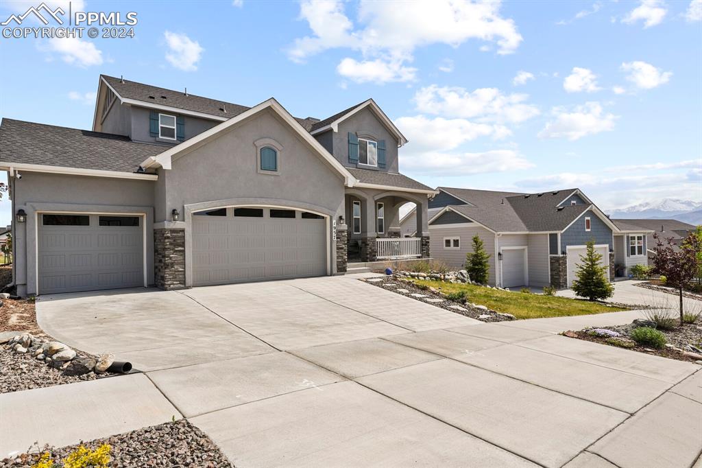 Clayhouse Dr, Colorado Springs, CO 80921