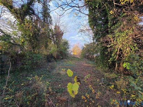 2910 Hull St, Richmond, VA, 23224-3528 | Card Image