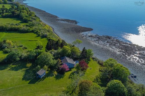 7215 Highway 101, Plympton, NS, B0W2R0 | Card Image