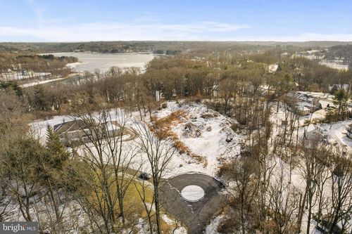 3882 Gradyville Rd, NEWTOWN SQUARE, PA, 19073-3927 | Card Image