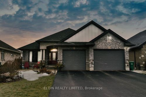 40 Glengariff Dr, St Thomas, ON, N5P3T2 | Card Image