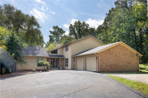 4900 Cole Rd, Murrysville, PA, 15668-9406 | Card Image