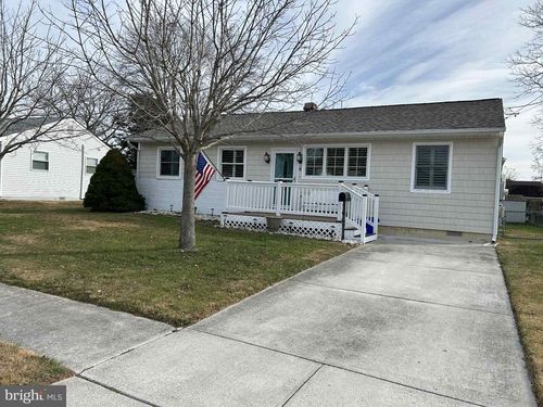 4 N 4th St, Rio Grande, NJ, 08242-1410 | Card Image