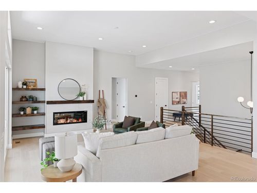 953 William Way, Berthoud, CO, 80513-2774 | Card Image