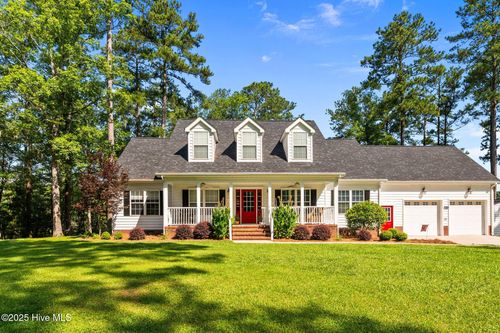 759 Island Dr, Chocowinity, NC, 27817-8892 | Card Image