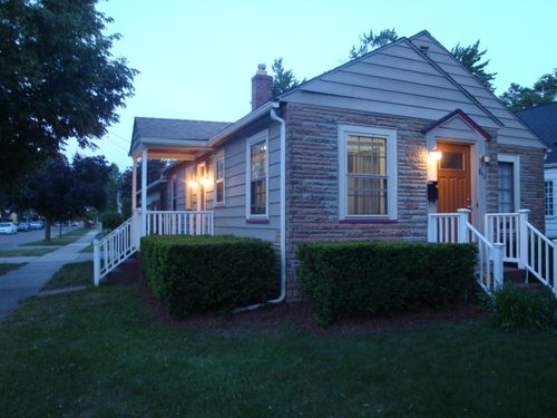 842 Garfield Avenue Nw, Grand Rapids, MI, 49504 | Card Image