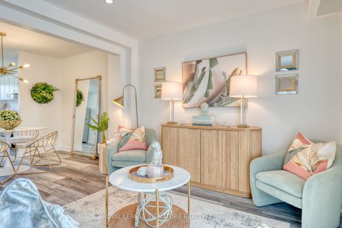 27-20 Anna Capri Dr, Hamilton, ON, L8W1M6 | Card Image