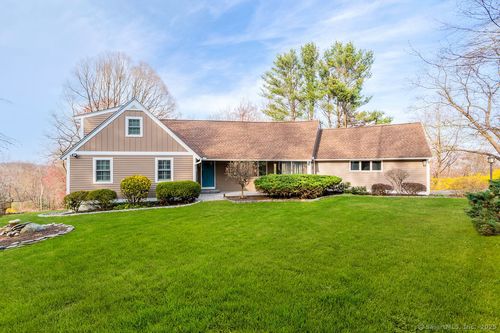 15 Fox Den Rd, Danbury, CT, 06811-3424 | Card Image