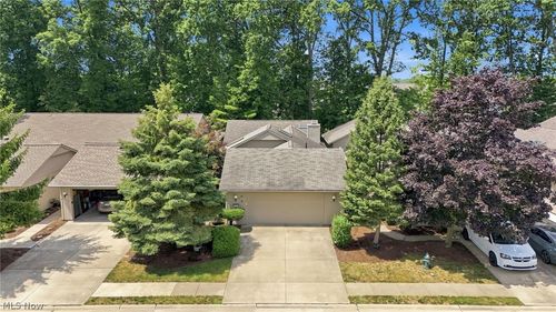 12380 Kronos Ct, Strongsville, OH, 44149-3254 | Card Image