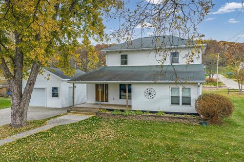 318 E Walnut Street, North Freedom, WI, 53951 | Card Image