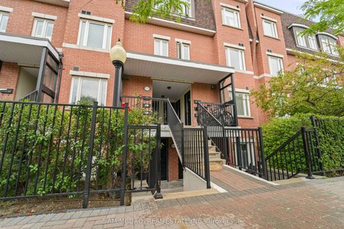170-310 John St, Thornhill, ON, L3T0A7 | Card Image