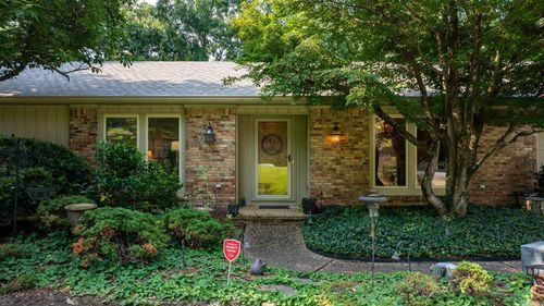 266 Valley Club Cir, Little Rock, AR, 72212-2914 | Card Image