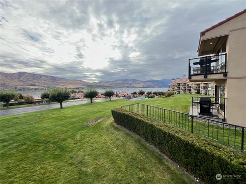15-5b-100 Lake Chelan Shores Dr, Chelan, WA, 98816 | Card Image