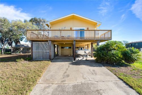 118 Las Palmas Dr, Corpus Christi, TX, 78418-3030 | Card Image