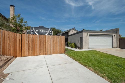 624 Paseo Montecito, Newbury Park, CA, 91320-2042 | Card Image
