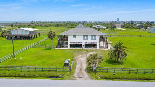 3919 2nd St, Galveston, TX, 77554 | Card Image