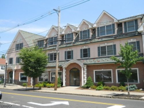 apt-302-525 Central Ave, Westfield, NJ, 07090-2547 | Card Image