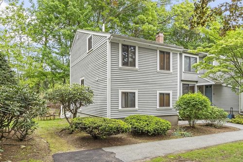 34-34 Staffordshire Ln, Concord, MA, 01742-3215 | Card Image
