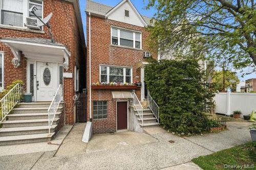 3001 Zulette Avenue, New York, NY, 10461 | Card Image