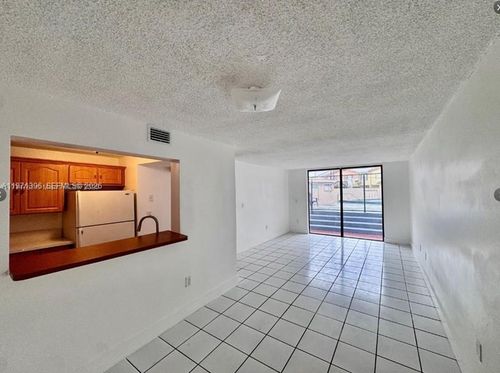 apt-111-9678 Fontainebleau Blvd, Miami, FL, 33172-4115 | Card Image