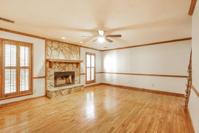 002-photo-living-room-14041053 | Image 3