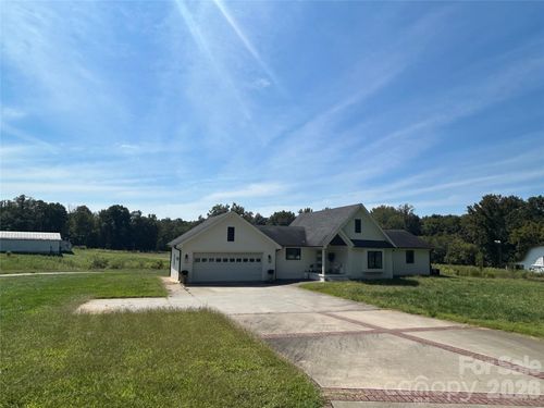 9151 Archer Rd, Davidson, NC, 28036-8561 | Card Image