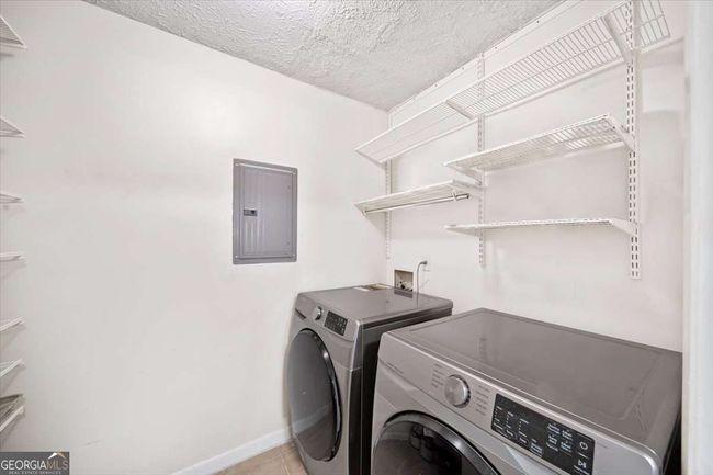 UNIT-7 - 5141 Roswell Rd, Condo with 2 bedrooms, 1 bathrooms and 1 parking in Sandy Springs GA | Image 19