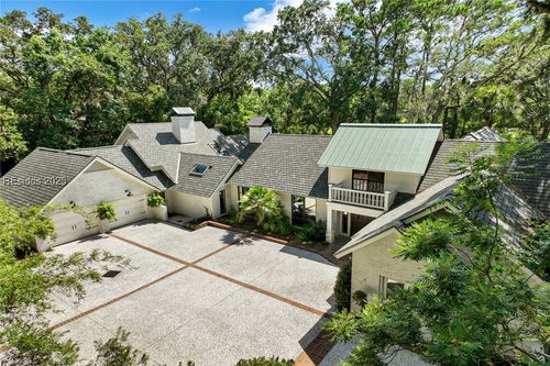 8 Royal Crest Dr, Hilton Head Island, SC, 29928-5506 | Card Image