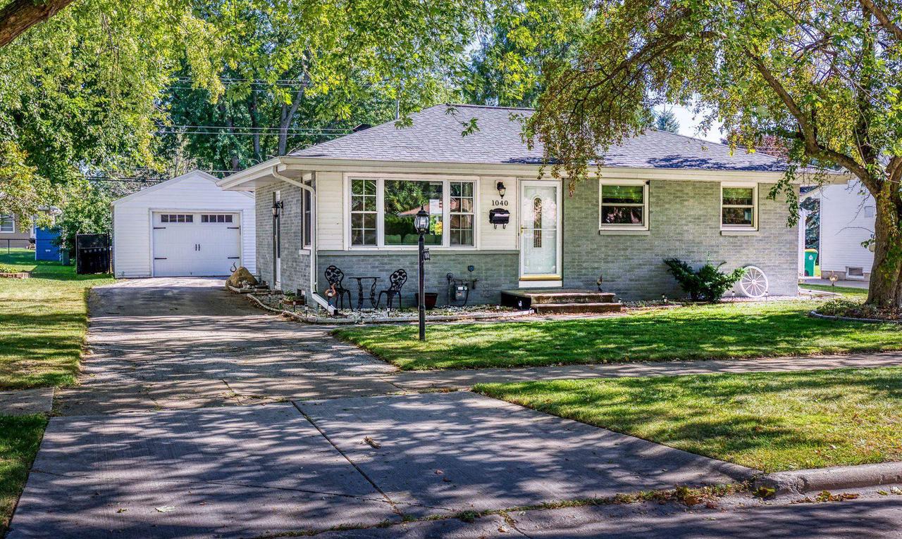 Locust St, Green Bay, WI 54303