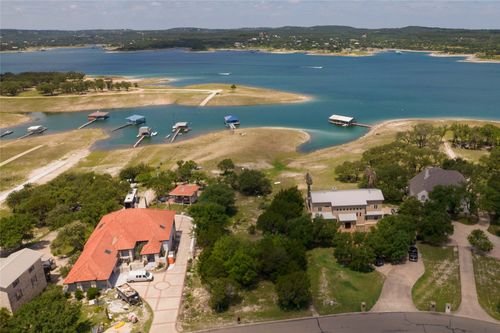 518 Deckhouse Dr, Lago Vista, TX, 78645-8538 | Card Image