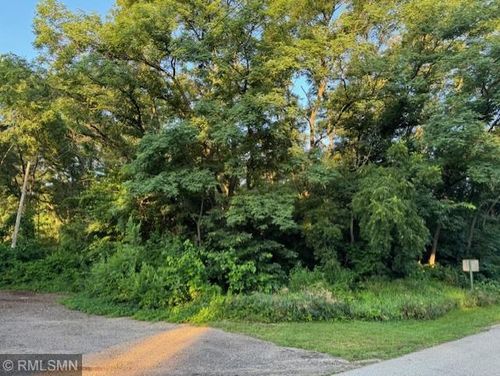 Three Village lots on Fifth & Elm Street, PEPIN, WI, 54759 | Card Image