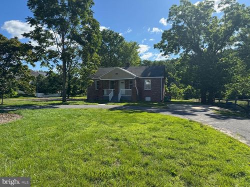 910 Rollins Ave, CAPITOL HEIGHTS, MD, 20743-4321 | Card Image