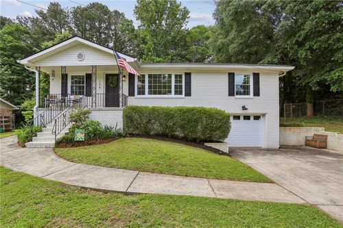 156 Diane Dr Se, Smyrna, GA, 30082-2106 | Card Image