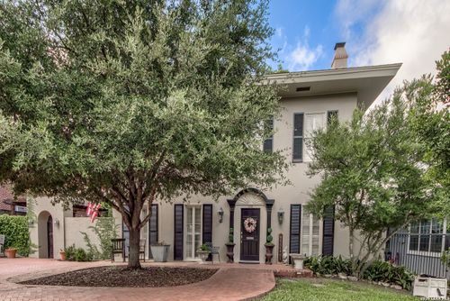318 W Huisache Ave, San Antonio, TX, 78212-3202 | Card Image