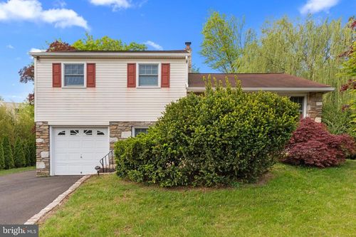 300 Rockledge Ave, HUNTINGDON VALLEY, PA, 19006-8721 | Card Image