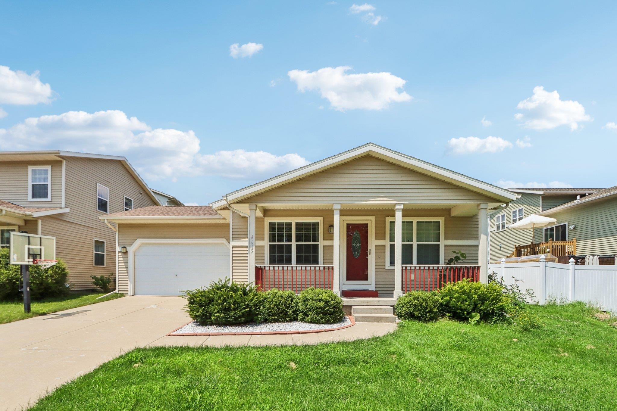 Crescent Rd, Fitchburg, WI 53711