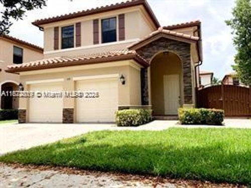 570 Se 34th Ave, Homestead, FL, 33033-7685 | Card Image