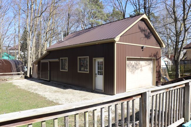 31 Yonge St S, House other with 4 bedrooms, 2 bathrooms and 4 parking in Tara ON | Image 50