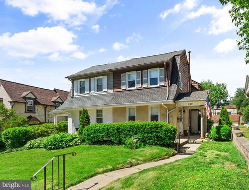 242 Henley Rd, WYNNEWOOD, PA, 19096-3110 | Card Image