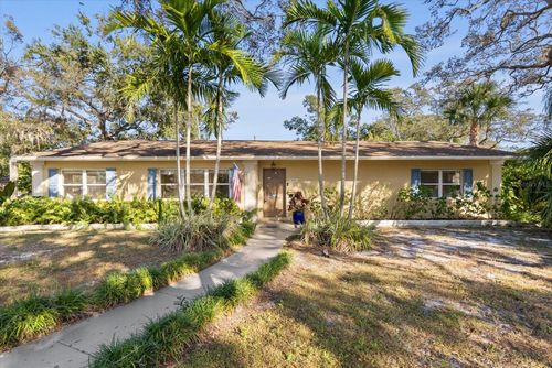 441 47th St N, ST PETERSBURG, FL, 33713-7233 | Card Image