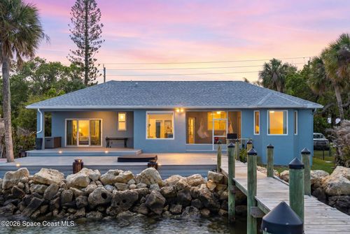 1000 S Banana River Dr, MERRITT ISLAND, FL, 32952-2719 | Card Image