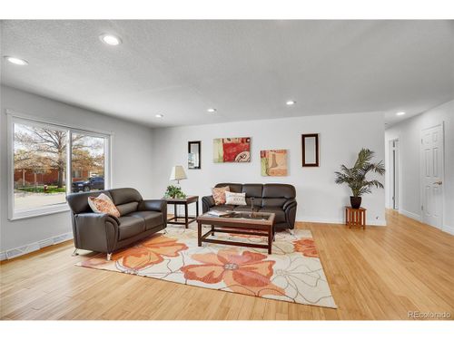 7819 Tejon St, Denver, CO, 80221-4216 | Card Image