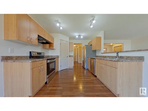 11712 13 Ave Sw, Edmonton, AB, T6W0C1 | Card Image