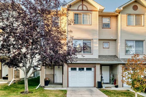 14 Dover Mews Se, Calgary, AB, T2B0P6 | Card Image