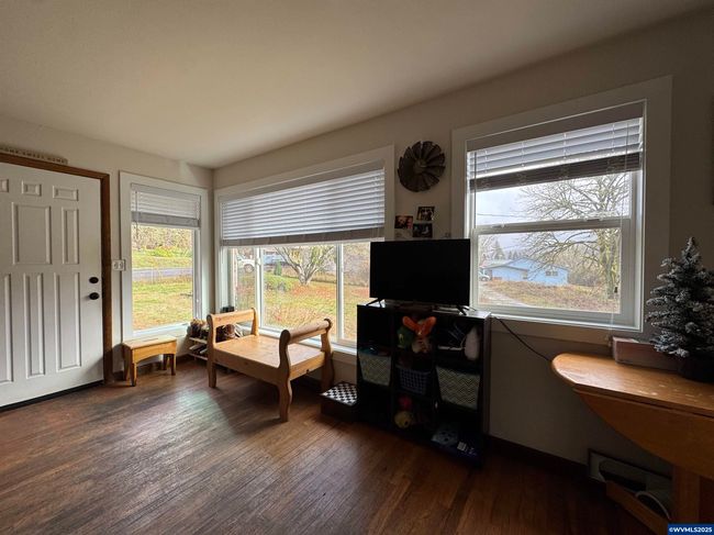 262 W Main St, Home with 5 bedrooms, 0 bathrooms and null parking in Alsea OR | Image 9