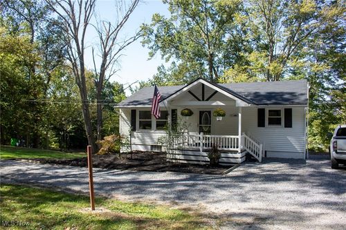 1636 Trade Ave, Coshocton, OH, 43812-1455 | Card Image