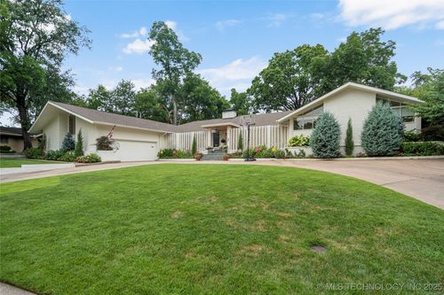 2869 34th St, Tulsa, OK, 74105-2919 | Card Image