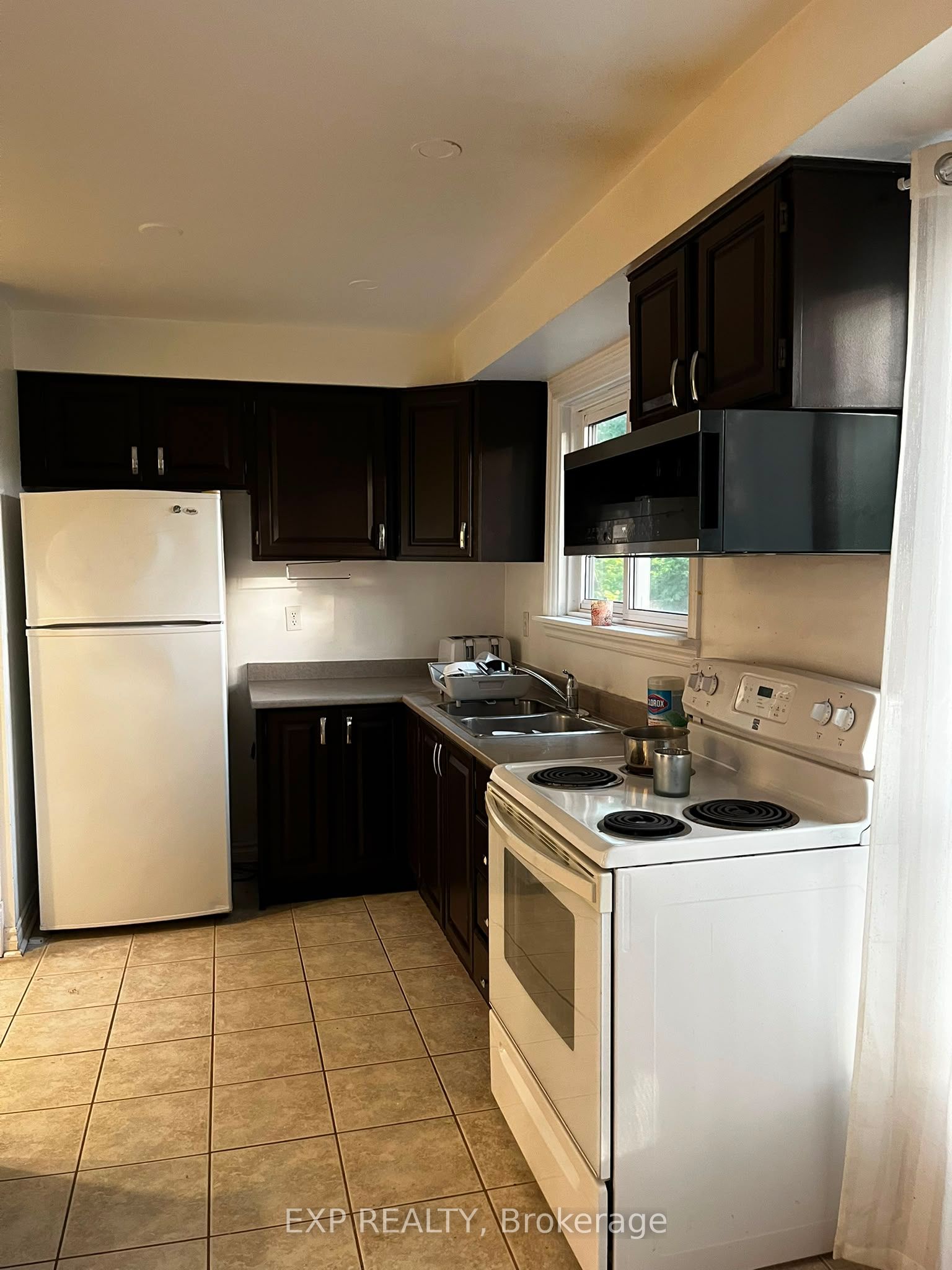 Residential Lease in Oshawa 4