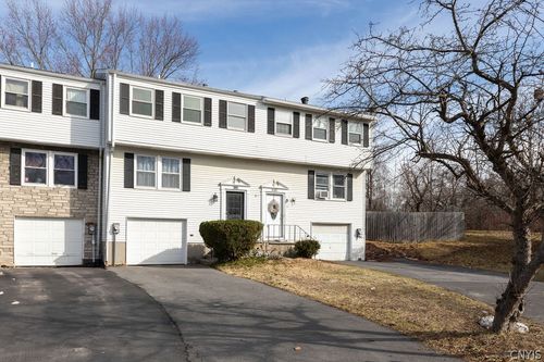 a-8385 Shallowcreek Rd, Liverpool, NY, 13090 | Card Image